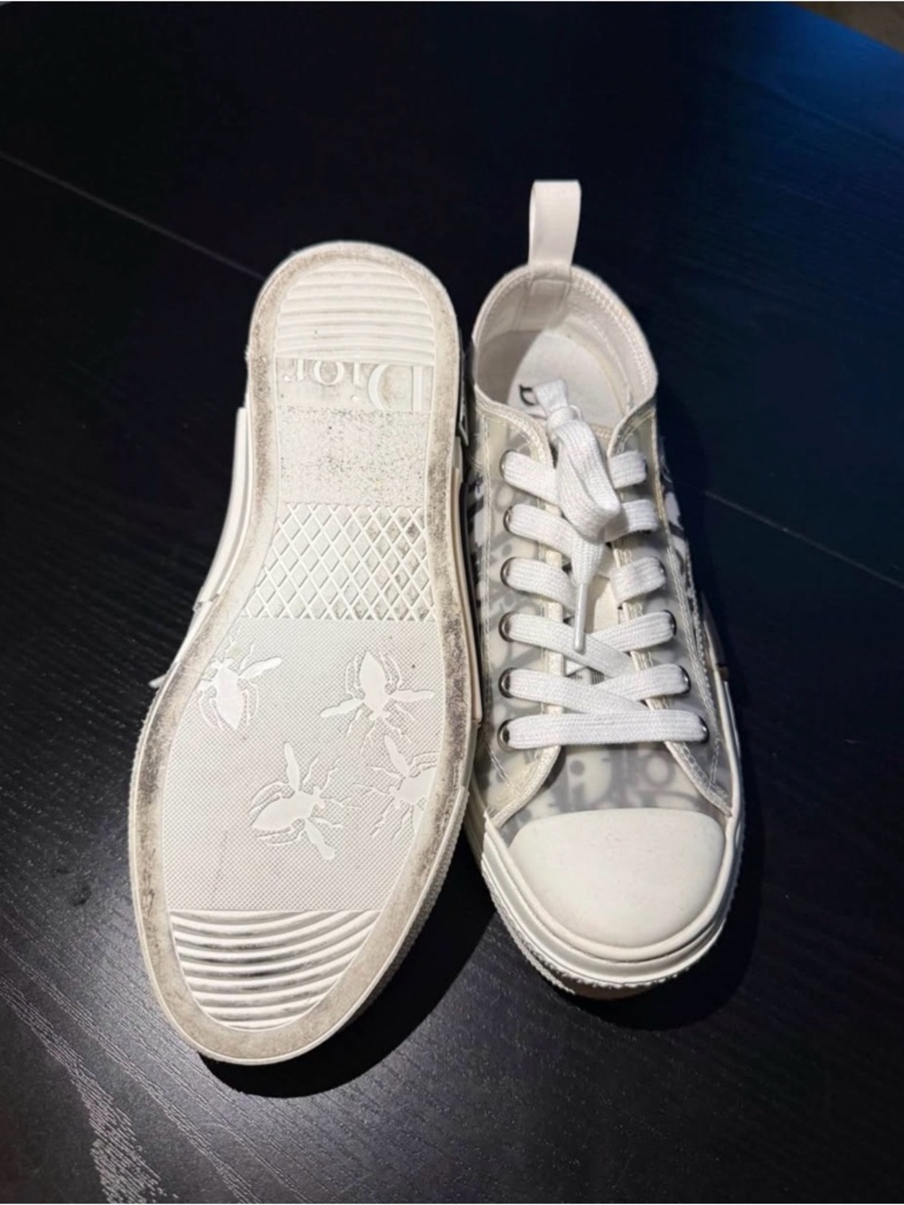 Dior White and Gray Low-Top Logo Sneakers - Picture 4 of 5